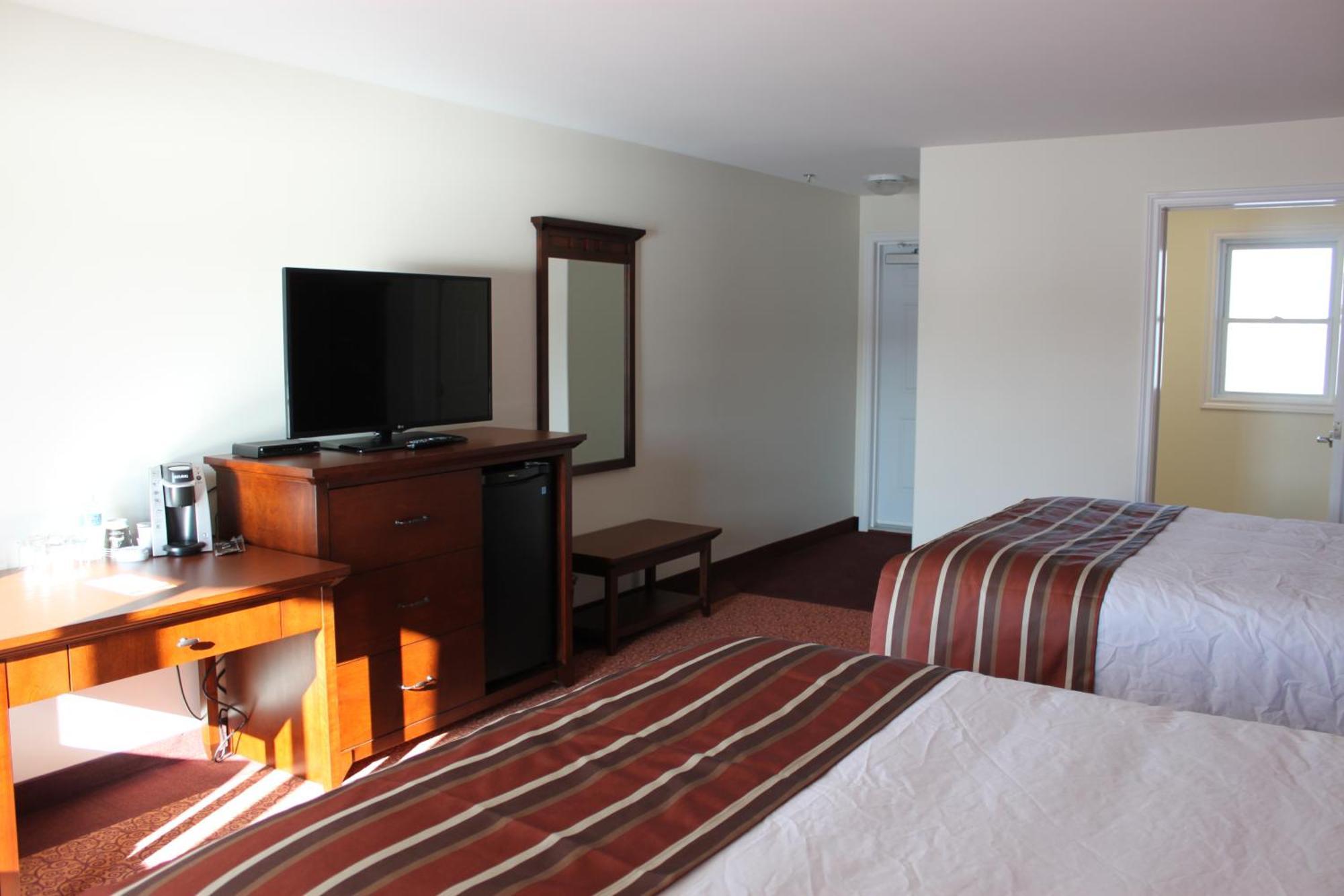 Lanes Riverhouse Inn & Cottages Montague Habitación foto